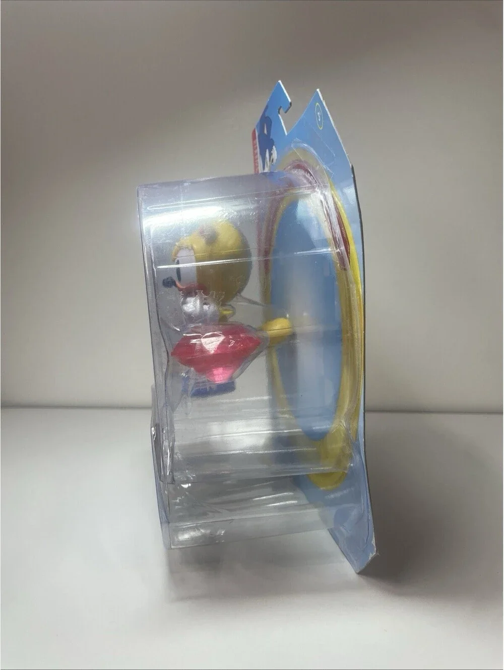 Sonic The Hedgehog RAY Classic with Red Chaos Emerald 4